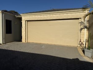 🏡 Stunning 3-Bedroom Villa in Central Balga!